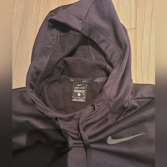 Nike Dri-Fit Training Hoodie - Picture 4 of 8